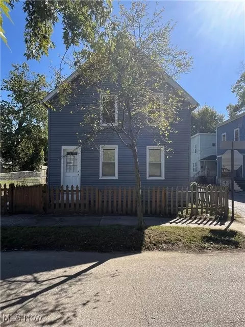 7815 Eve Ave, Cleveland, OH 44102