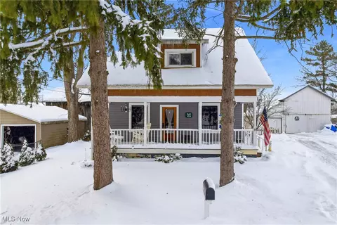 1319 Fairview Ave, Atwater, OH 44201