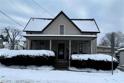 834 North St, Caldwell, OH 43724