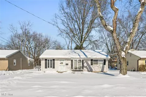 246 Kempton, Berea, OH 44017