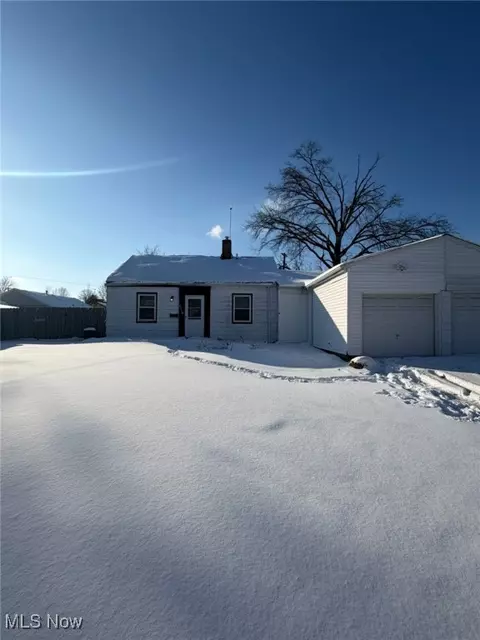 4218 W 143rd St, Cleveland, OH 44135