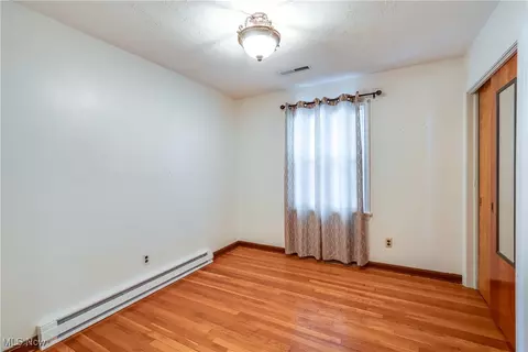 398 Crestview Ave, Akron, OH 44320 photo 23