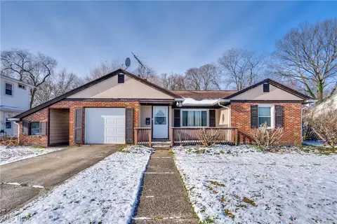 398 Crestview Ave, Akron, OH 44320
