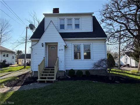 5177 Mahoning Ave NW, Warren, OH 44483