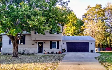 Exterior - 9155 Linden Cir, Windham, OH 44288 photo 2 of 3