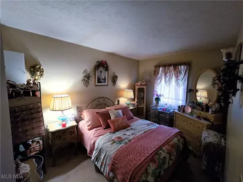 Bedroom - 9155 Linden Cir, Windham, OH 44288 photo 4 of 4
