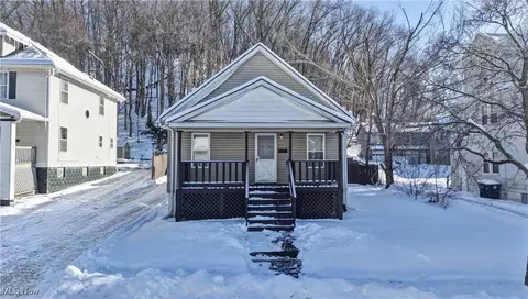 311 Dean St, Akron, OH 44304