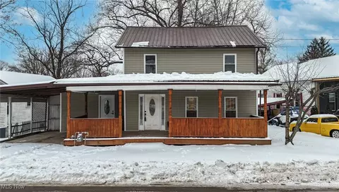 395 Main St, Waterford, OH 45786