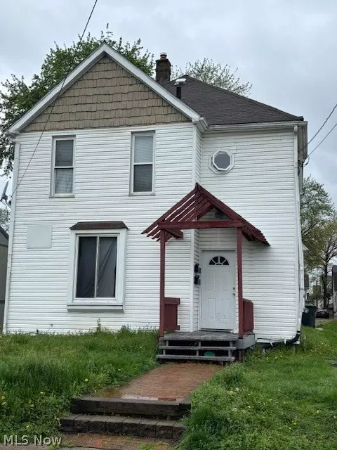 450 Allyn St, Akron, OH 44304