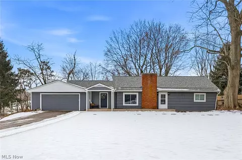 2430 S Hametown Rd, Norton, OH 44203