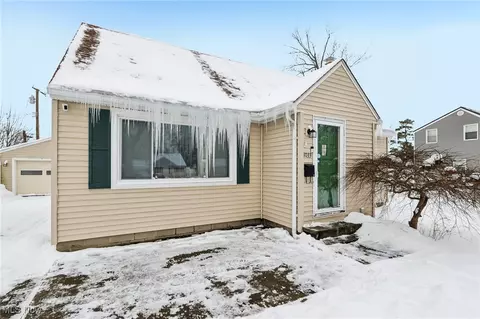 3033 Avon Blvd, Ashtabula, OH 44004 photo 4