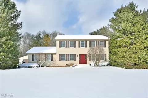 658 Center St W, Warren, OH 44481