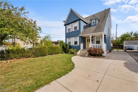 1411 W 114 St, Cleveland, OH 44102