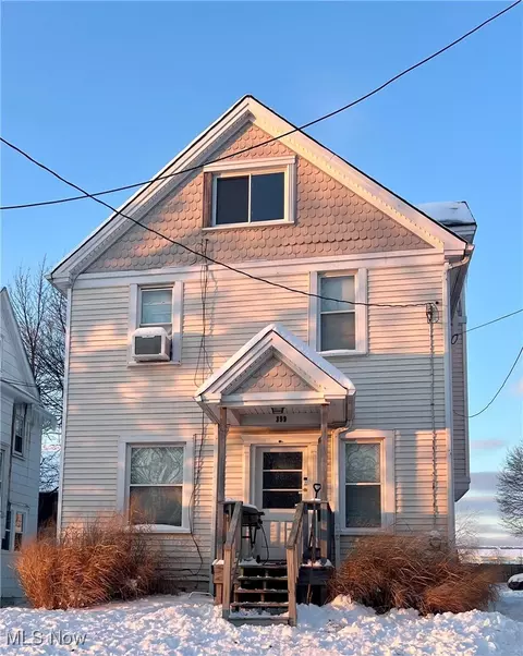 399 Crouse St, Akron, OH 44311