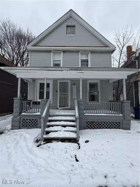 3841 W 39th St, Cleveland, OH 44109