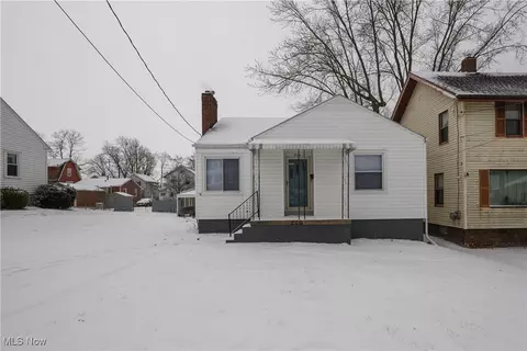 2616 Terrace Ave, Akron, OH 44312