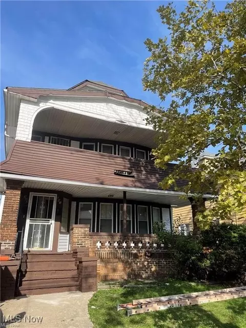 885 Eddy Rd, Cleveland, OH 44108