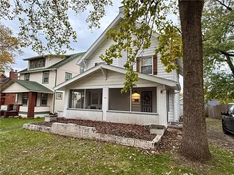 935 Ridge Rd NW, Canton, OH 44703