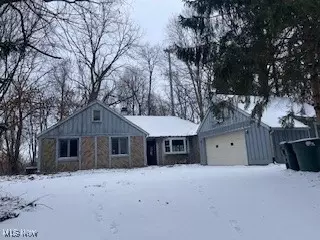 3584 Timber Lake St NW, Uniontown, OH 44685