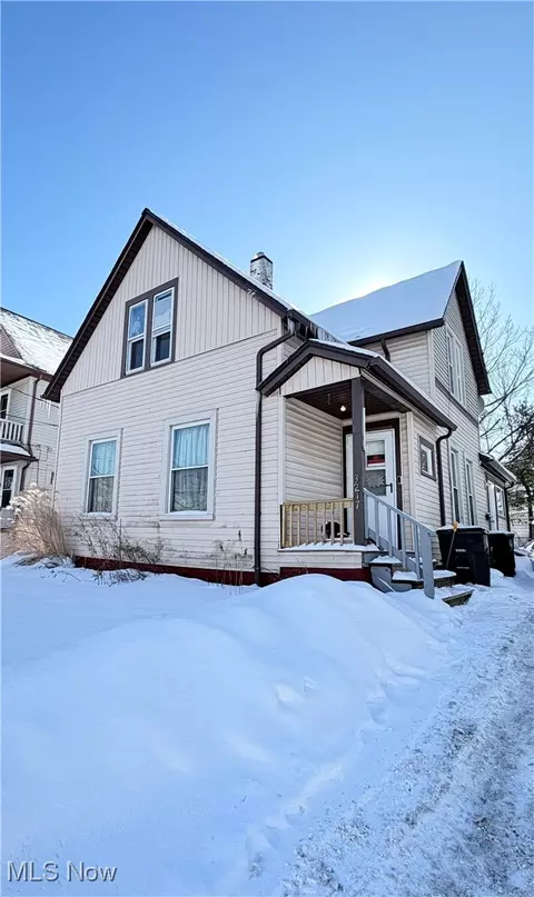 3217 Searsdale Ave, Cleveland, OH 44109