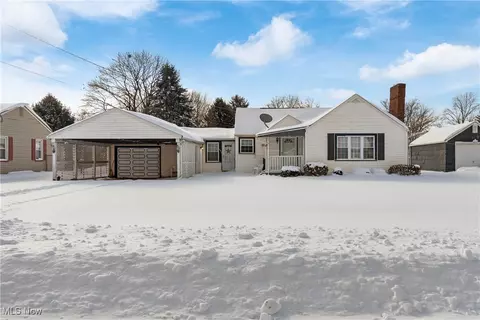 4014 21st St SW, Canton, OH 44706
