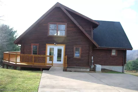 170 Fred Smith Rd, New Matamoras, OH 45767