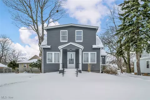 17645 Lakeport Ave, Cleveland, OH 44119