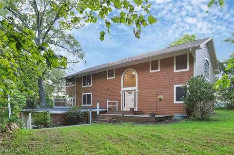 57764 Fairway Dr, Senecaville, OH 43780