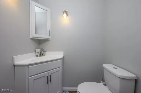 212 E 11th St, Dover, OH 44622 photo 10