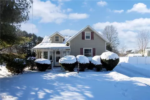 435 Locust St S, Canal Fulton, OH 44614