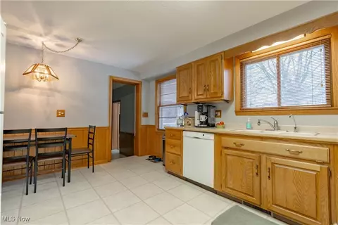 3027 22nd St NW, Canton, OH 44708 photo 9