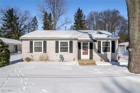 2293 Wickley Ave, Stow, OH 44224