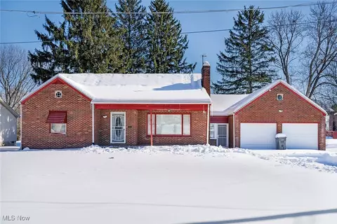 901 Anna St, Youngstown, OH 44509
