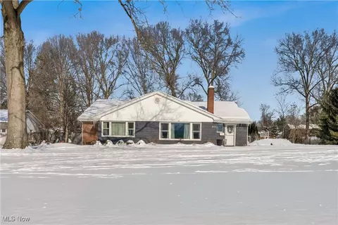 804 Brookfield Ave, Boardman, OH 44512