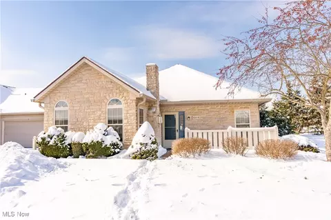 4200 NW Tannybrooke Ln NW #B, Canton, OH 44718