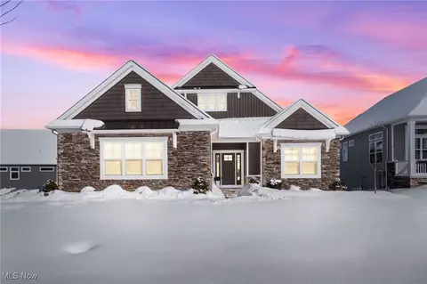 10149 Brookhaven Ln, Brecksville, OH 44141