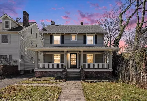 2164 Cottage Grove Dr, Cleveland Heights, OH 44118