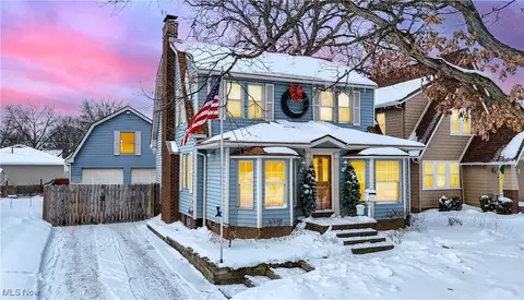 1810 Carter Ave, Akron, OH 44301
