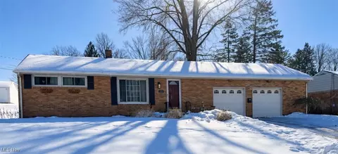 740 41st St NW, Canton, OH 44709