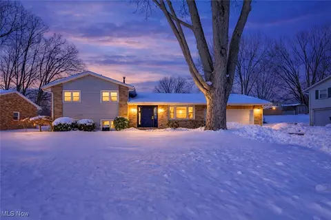 619 Canford Ave NW, Massillon, OH 44646