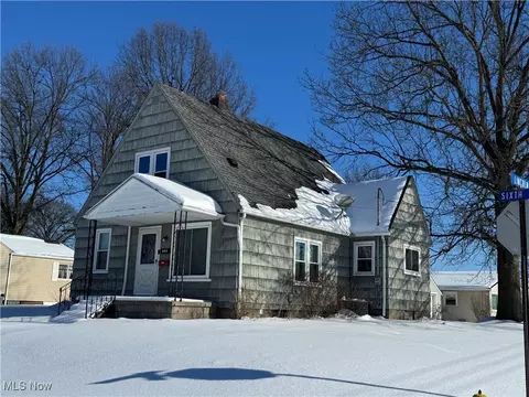 341 6th St NE, Barberton, OH 44203