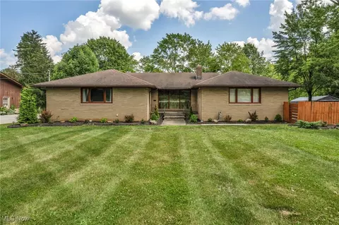 16577 State Rd, North Royalton, OH 44133