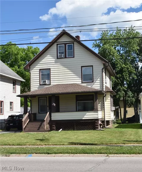 265 Sexton St, Struthers, OH 44471