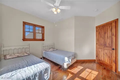 Bedroom - 808 Buckingham Dr, Lagrange, OH 44050 photo 9 of 9