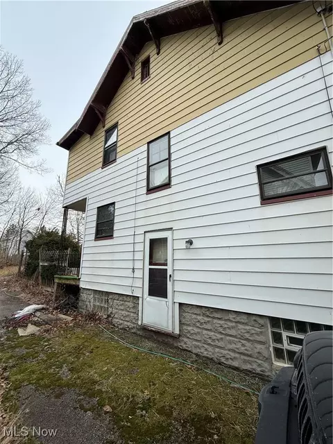 445 Noah Ave, Akron, OH 44320 photo 15