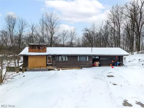 4568 Nettleton Rd, Medina, OH 44256