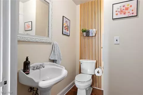 Bath - 4141 Windsor Rd, Boardman, OH 44512 photo 1 of 5
