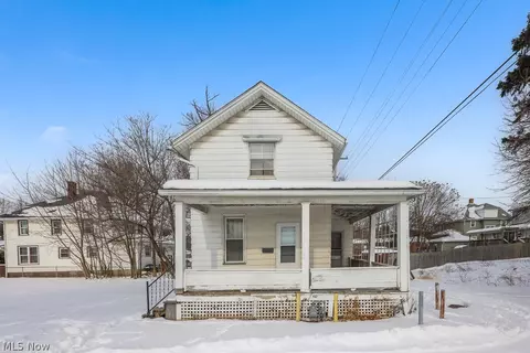 726 S Arch Ave, Alliance, OH 44601