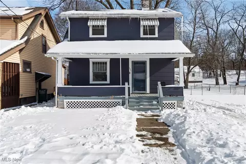 1824 Root Ave NE, Canton, OH 44705