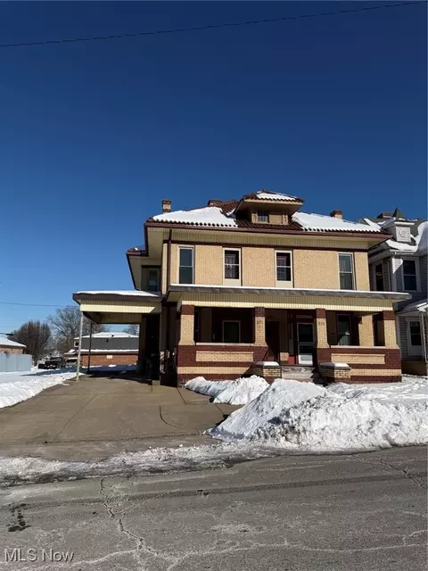 821 Market St, Zanesville, OH 43701